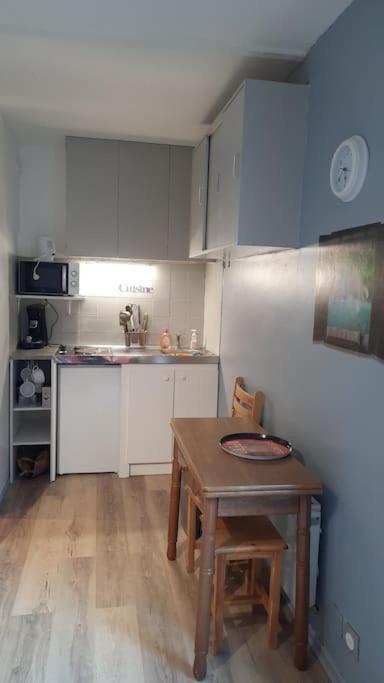 Studio Calme Pour 4 Pers. Vue Exceptionnelle Bagnères-de-Luchon المظهر الخارجي الصورة