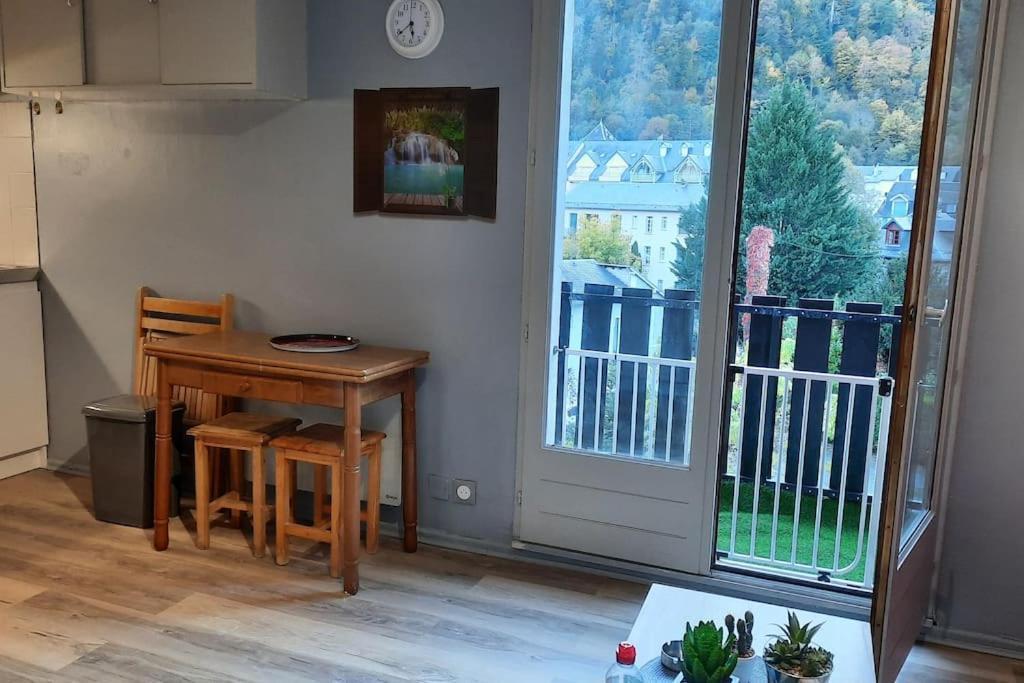 Studio Calme Pour 4 Pers. Vue Exceptionnelle Bagnères-de-Luchon المظهر الخارجي الصورة